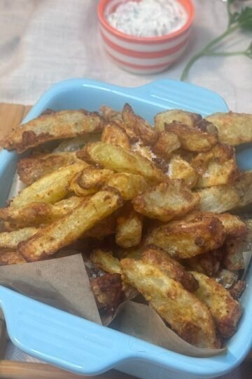 Crispy Oven Baked Fries (Homemade Baked French Fries)